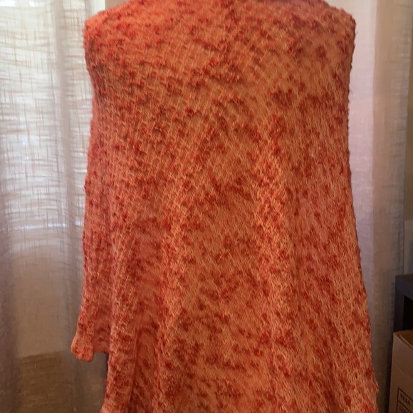 Northern Reflections poncho - Picture 5 of 7